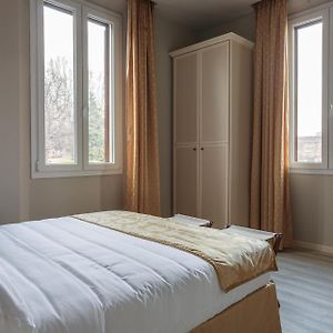 Private Bathroom King Room